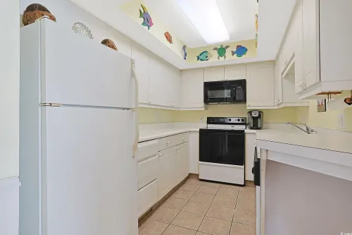 bba5411820aceb194ce07fc48702d728-uncropped_scaled_within_1536_1152