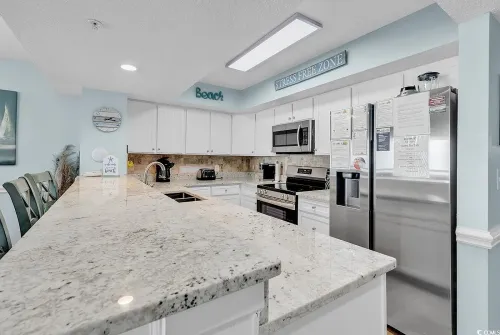 c67b3b1c5fb1cc1ddf2bfa31170c228c-uncropped_scaled_within_1536_1152