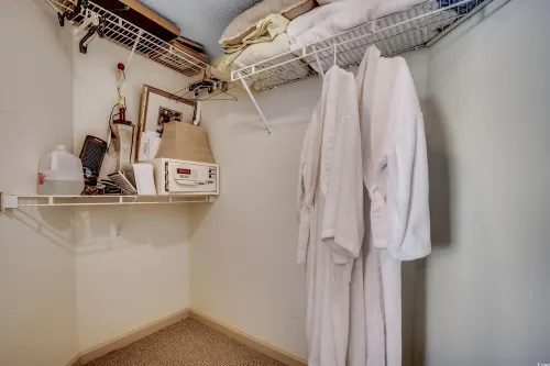 ea32f504c66e2f6a4c61bcd399942067-uncropped_scaled_within_1536_1152