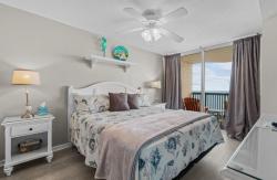 DOUBLE CONDO